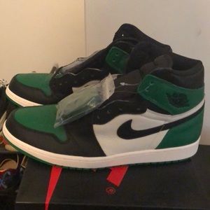 COPY - Pine green Jordan 1